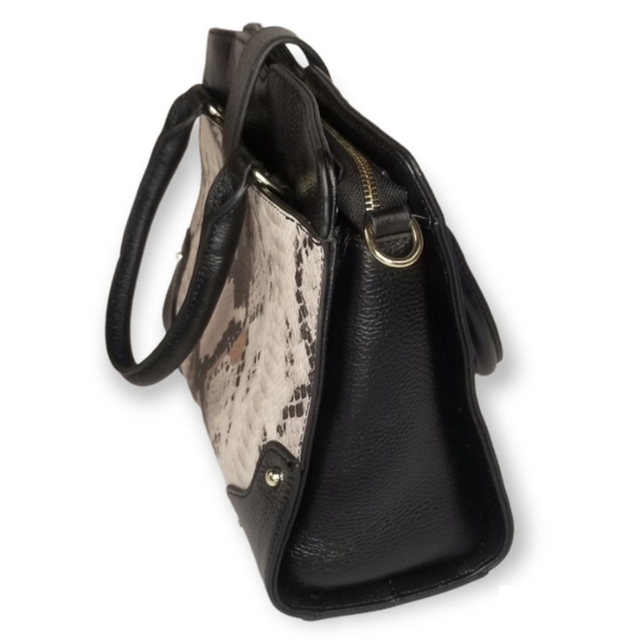 Chic Leather Purse with Animal Print - Picture 2 of 6